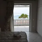 Hotel Epavlis 3*