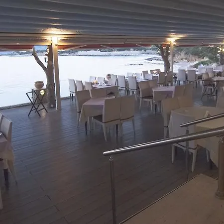 Epavlis Beach Resort