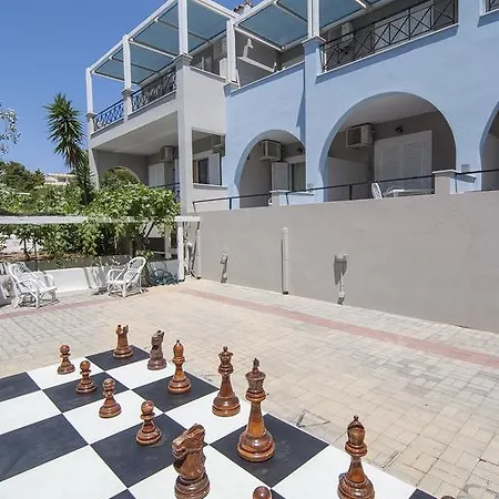 Epavlis Beach Resort Hotell 3*