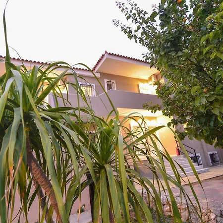 Epavlis Hotel 3*