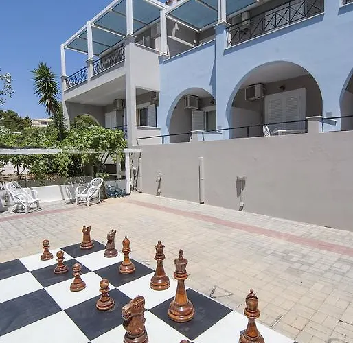 Epavlis Hotel 3*
