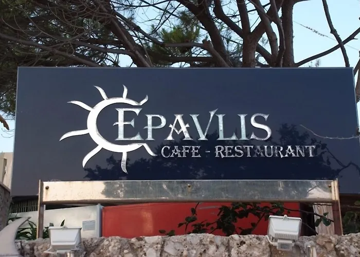 Epavlis 3* Porto Cheli
